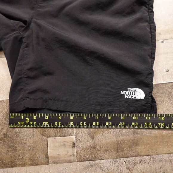 The North Face Action Shorts Men’s Small Black FlashDry Nylon - Picture 11 of 12